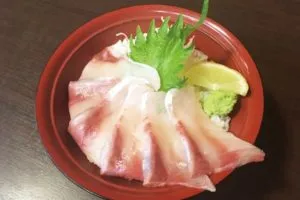 ぶり丼
